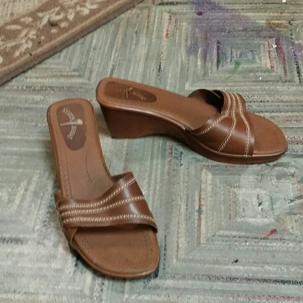 Amazon nativo sandles